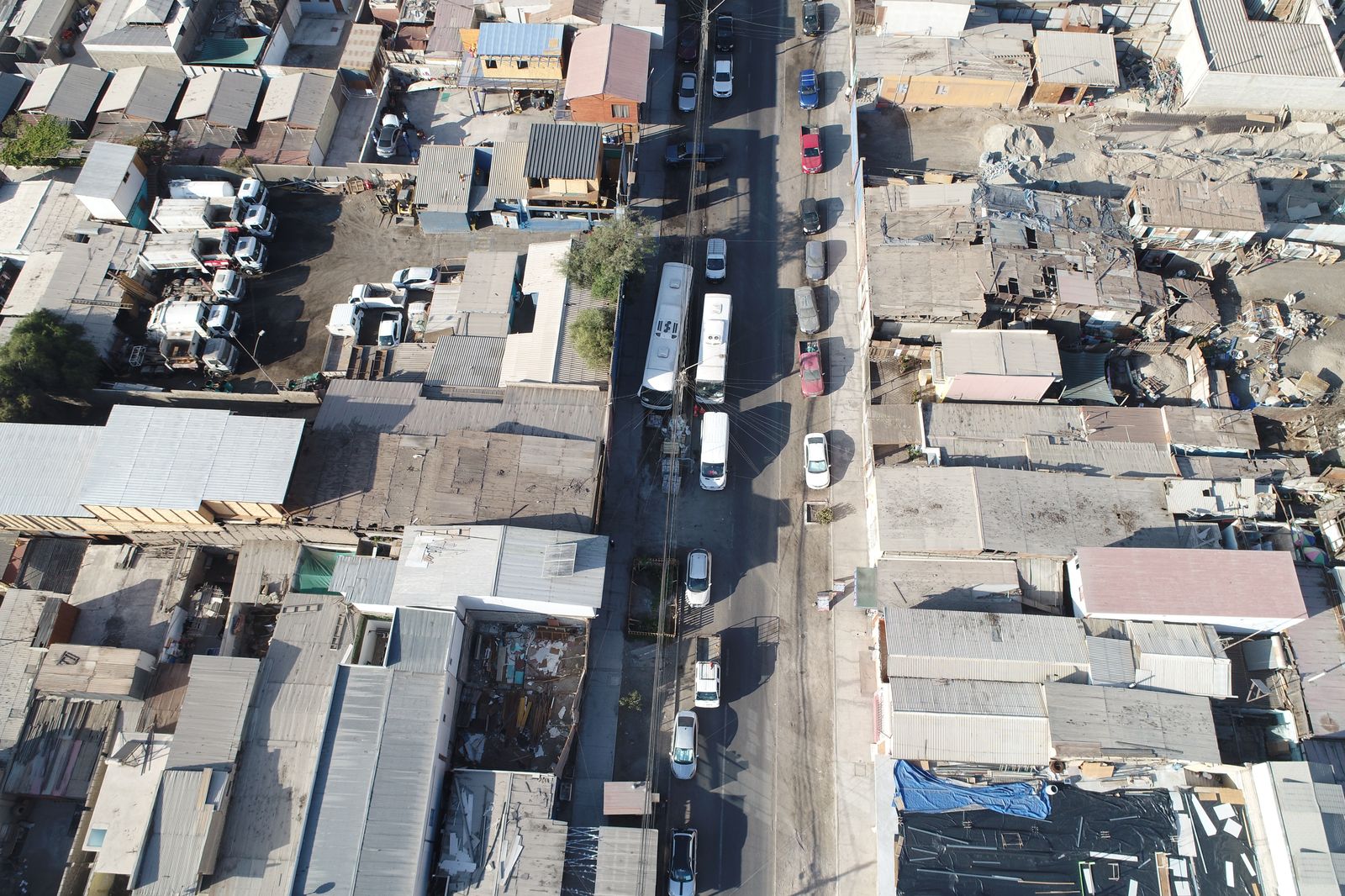 Ortofoto de dron de una intersección urbana en Tocopilla